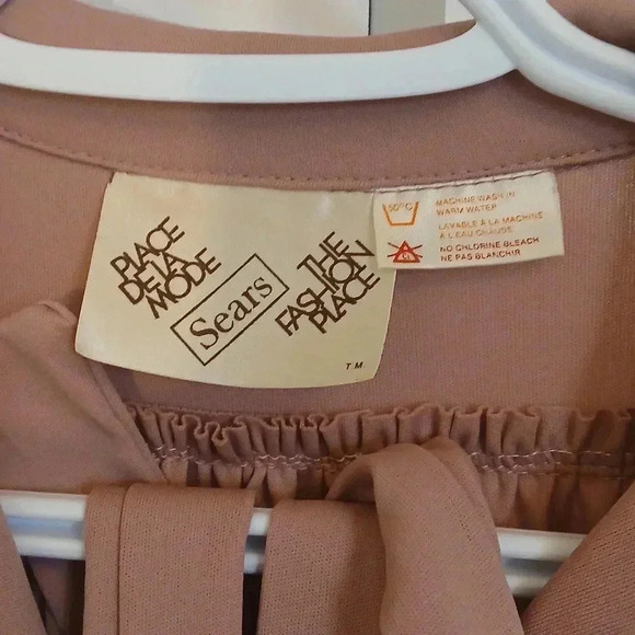 Beautiful  pink vintage dress - Picture 3 of 6